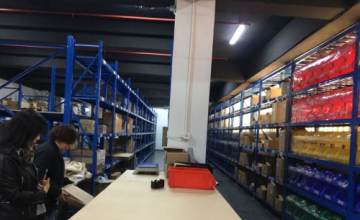 E-commerce warehouse image